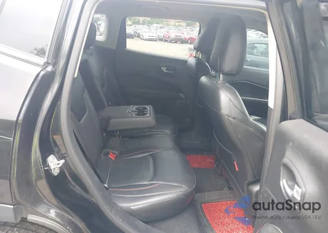 2018 Jeep Compass Trailhawk 4X4 from USA, damaged, VIN 3C4NJDDB6JT114501